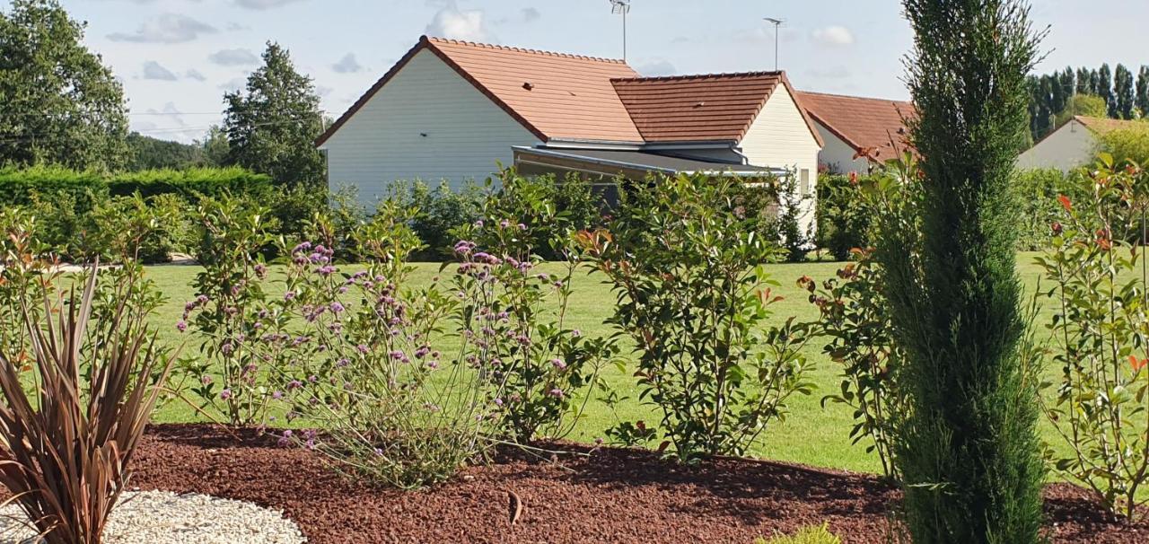 Entre Loire Et Cher "Les Bruyeres" Gite & Spa Privatif Tour-en-Sologne Exterior foto